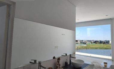 Casa en Puertos del Lago