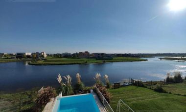 Casa en Puertos del Lago