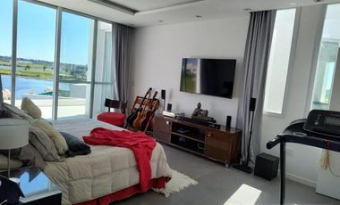 Casa en Puertos del Lago