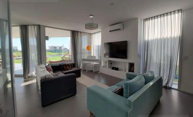 Casa en Puertos del Lago