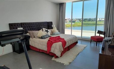 Casa en Puertos del Lago