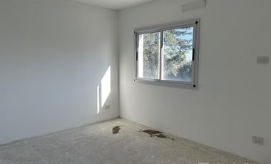 PH a estrenar, 3 ambientes, con cochera y patio