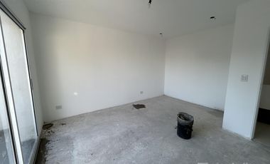 PH a estrenar, 3 ambientes, con cochera y patio