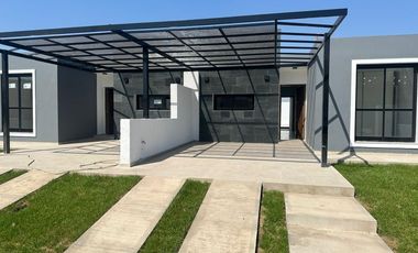 Casa en  venta, Barrio Norte, Atrás de San Isidro,