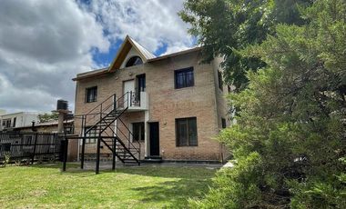 Casa QUINTA en  VENTA ó ALQUILER EN GUERNICA