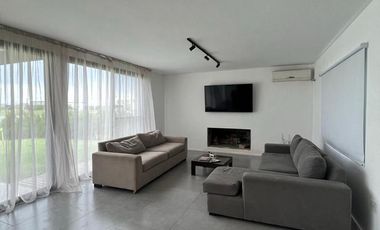 Venta Casa San Sebastián / Al Lago - Área 8