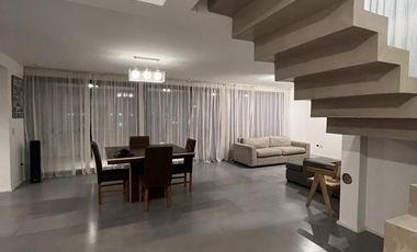 Venta Casa San Sebastián / Al Lago - Área 8