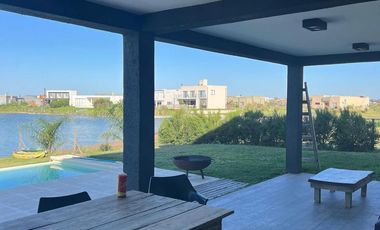 Venta Casa San Sebastián / Al Lago - Área 8