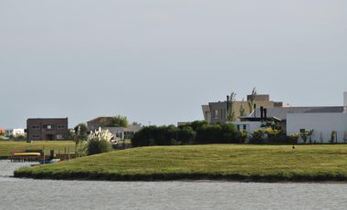 Casa a Laguna en San Sebastián Área 8