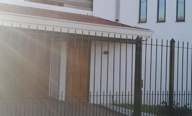 Preciosa casa en Lavallol