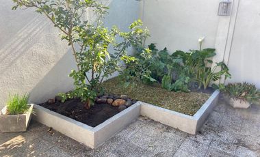 Casa en venta - 3 Dormitorios 1 Baño - 120Mts2 - Morón