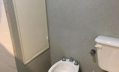 Casa en venta - 3 Dormitorios 1 Baño - 120Mts2 - Morón