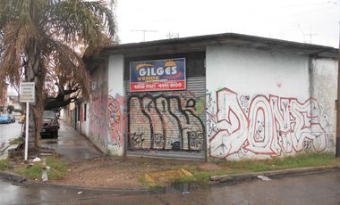 Venta  Galpón 120M² Cub.  S/Lote 9.27x24.75Mts. en R. Mejía 