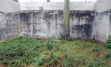 Venta  Galpón 120M² Cub.  S/Lote 9.27x24.75Mts. en R. Mejía 