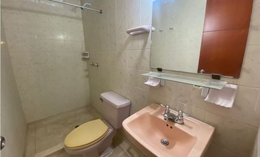 SE VENDE AMPLIA CASA EN EL BARRIO EL JARDIN, SANTA MARTA