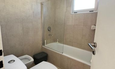 Casa 5 ambientes en Venta en Barrio Puertos del Lago, Araucarias GBA Norte