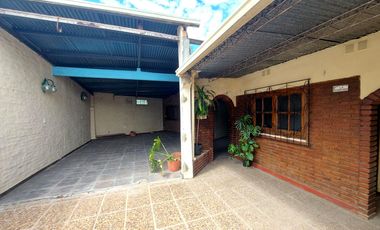 Casa en  Ruperto Godoy al 2400