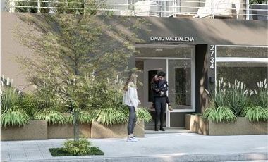 Departamento en venta, dos ambientes, Moron Sur.