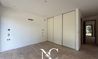 Casa en  venta en Costa Esmeralda a estrenar