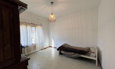 Casa de tres ambientes en Venta en Bernal