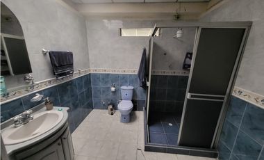 SE VENDE CASA EN CARTAGO