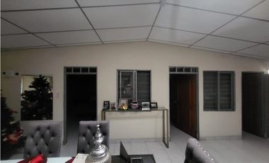 SE VENDE CASA EN CARTAGO
