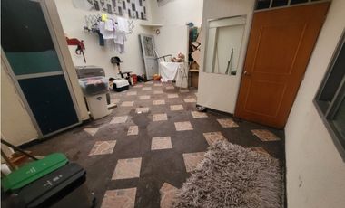 SE VENDE CASA EN CARTAGO