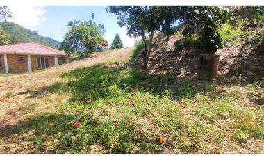 Venta de finca de 2 hectáreas en 550 millones en La Mesa Cund, Col