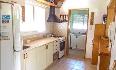 VENTA Casa 3 dormitorios. San Luis. Los Acers N°2027