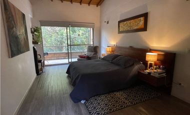 Venta apartamento en Sabaneta sector Aves Marias