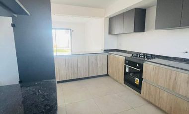 VENTA DE HERMOSO DUPLEX - 3 DORM - SOLARES DE MANANTIALES