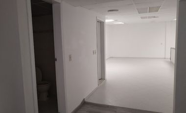 ARRIENDO CASA COMERCIAL EN LA CASTELLANA