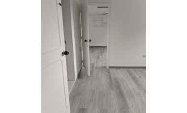 ARRIENDO CASA COMERCIAL EN LA CASTELLANA