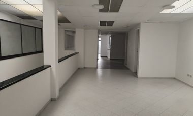 ARRIENDO CASA COMERCIAL EN LA CASTELLANA