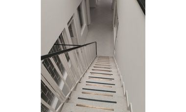 ARRIENDO CASA COMERCIAL EN LA CASTELLANA