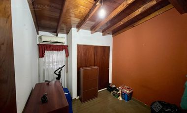 3 amb con cochera y patio en complejo cerrado - Posibilidad de Permuta - Venta Directa!!