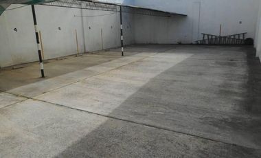 VENTA 8 COCHERAS 227M²  TOTAL  - M BUEN ESTADO A MTS. AV. S. MARTÍN