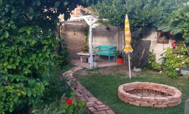 Casa en venta - 3 Dormitorios 2 Baños - Cochera - Punta Lara, Ensenada