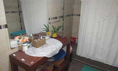 Casa en venta - 3 Dormitorios 2 Baños - Cochera - Punta Lara, Ensenada