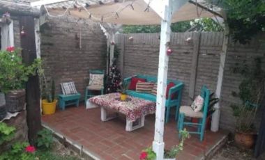 Casa en venta - 3 Dormitorios 2 Baños - Cochera - Punta Lara, Ensenada