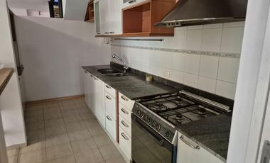 Venta Casa 5 dorm.  B° Cerrado Villa Luisa, Neuquén Capital