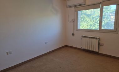 Venta Casa 5 dorm.  B° Cerrado Villa Luisa, Neuquén Capital