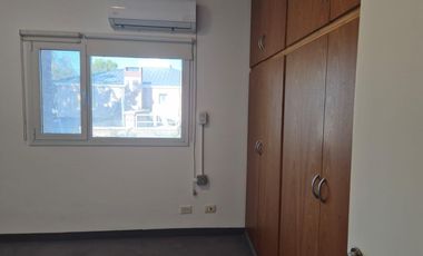 Venta Casa 5 dorm.  B° Cerrado Villa Luisa, Neuquén Capital