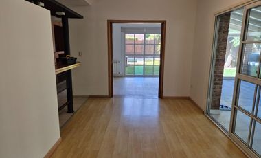 Venta Casa 5 dorm.  B° Cerrado Villa Luisa, Neuquén Capital