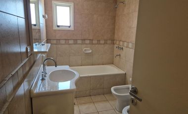 Venta Casa 5 dorm.  B° Cerrado Villa Luisa, Neuquén Capital