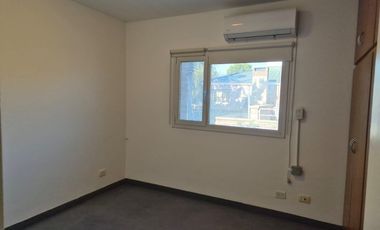 Venta Casa 5 dorm.  B° Cerrado Villa Luisa, Neuquén Capital
