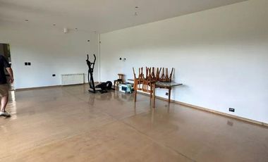 Casa en Venta en Cañuelas Country 4 dormitorios 4 baños con pileta