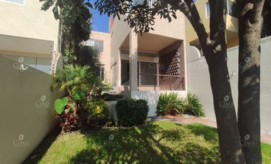 Renta Casa en Del Bosque, Cuernavaca - R166