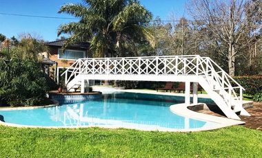 Daniela Esteche Realty & Home  Pilar del Lago Casa en excelente lote