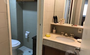 Venta Departamento 3 Ambientes con Balcón y Cochera en Belgrano